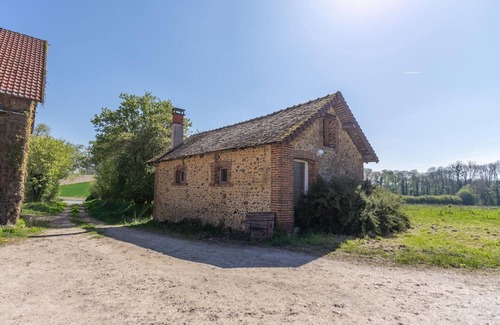 Chauvigny-du-Perche Maison | Country house - large garden/terrace. Pets allowed