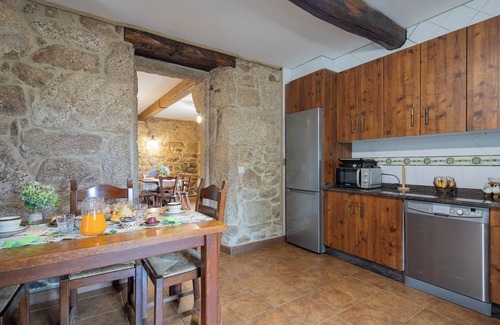 Fornelos de Montes Maison | Maison de campagne "Casa Rural Magina" avec vue sur les montagnes, terrasse privée et Wi-Fi