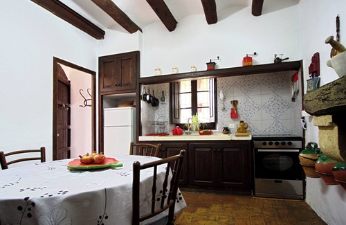 San Martin Sarroca Cottage | Maison de campagne entourée de vignes.