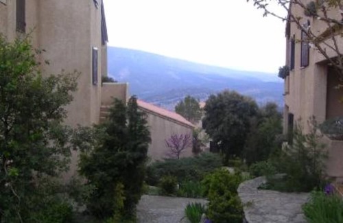 Mollans-sur-Ouveze Appartement | Bastidon, piscine avec vue imprenable sur le Mont Ventoux