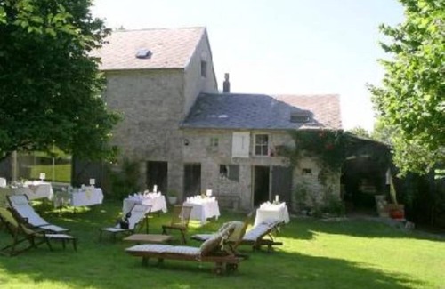 Toulx-Sainte-Croix Maison | Maison de campagne avec piscine dans un havre de paix au milieu des bois