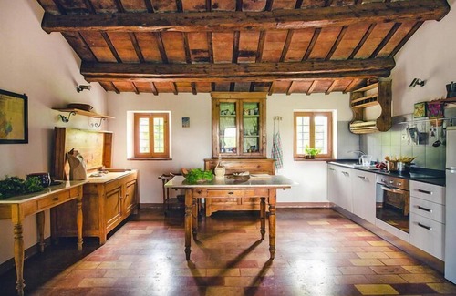 Monterado Maison | maison de vacances à Trecastelli avec jardin