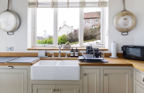 Blagdon Maison | Large House with Hot Tub & Panoramic Lake Views