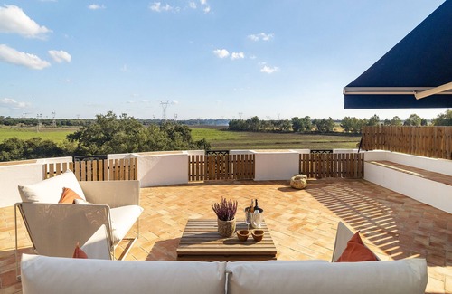Benavente Cottage | Country house, 25 minutes from Lisbon, with terrace and spacious garden with pool