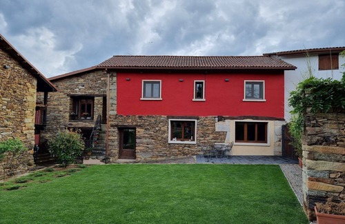 Pepin Maison | Maison de campagne 'Aldea Rural A Cortiña Casa' avec vue montagne, piscine partagée et Wi-Fi