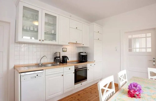 Westerstede Maison | Country house - bicycle route - 2 sleeping acc. - from 5 nights - fireplace - final cleaning incl