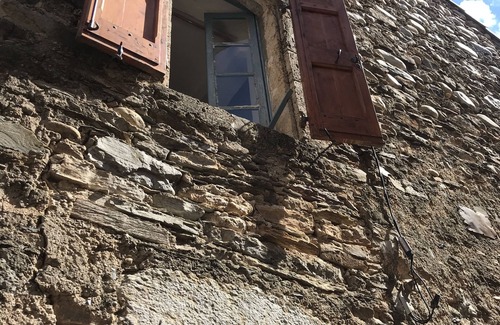 Roquebrun Maison | Maison de campagne. Calme et authenticité