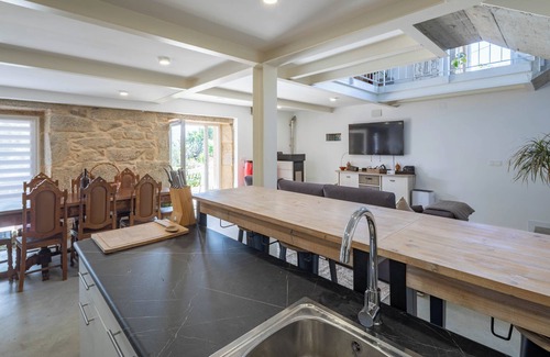 As Neves Maison | Maison de campagne "Cándido" avec vue sur les montagnes, piscine privée et Wi-Fi