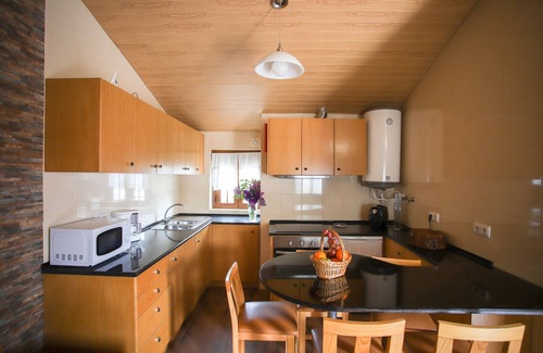 Sortelha Maison | Maison de Campagne 'Casa Do Avô - Hébergement Sortelha' avec Jardin Privé, Wi-Fi et Climatisation
