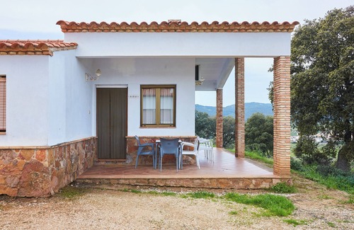 Aldeaquemada Maison | Maison de campagne 'Casa Las Niñas' avec vue sur les montagnes, piscine partagée et climatisation