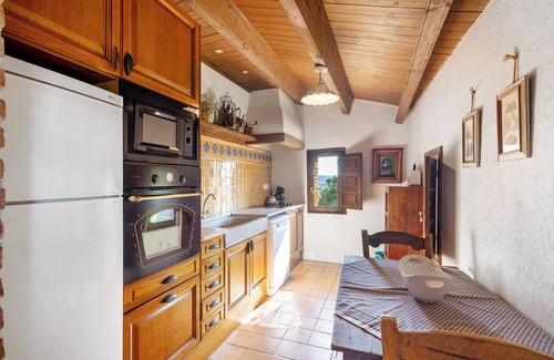El Bruc Maison | Maison de campagne "Casa Romaní" avec vue sur les montagnes, piscine partagée et Wi-Fi