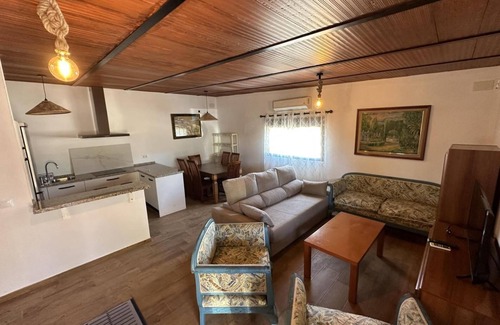 Guillena Maison | Maison de campagne "Casaruralsevilla La Cabaña De Petra" avec vue sur la montagne et climatisation