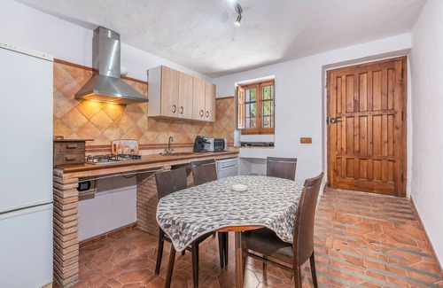 Algarinejo Maison | Country House 'El Ventorro' with Private Pool, Private Terrace, and Wi-Fi