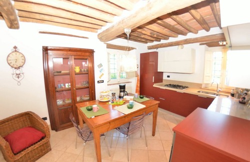 Vicopelago Autre | Maison de Campagne à Vicopelago avec 4 chambres à coucher, 9 couchages