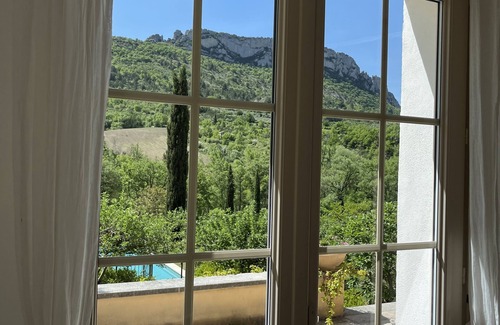 Buis-les-Baronnies Maison | bastide avec piscine 11 x 5.5 chauffée ds site remarquable rivière vue dégagé