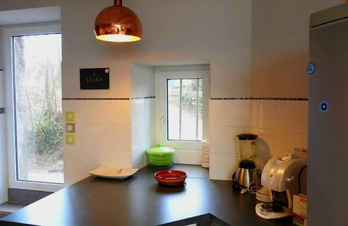 Guilers Maison | Country house. Green setting. Between the north and south of the department.