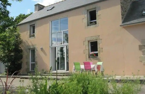 Guilers Maison | Country house. Green setting. Between the north and south of the department.