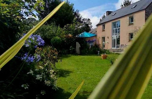 Guilers Maison | Country house. Green setting. Between the north and south of the department.