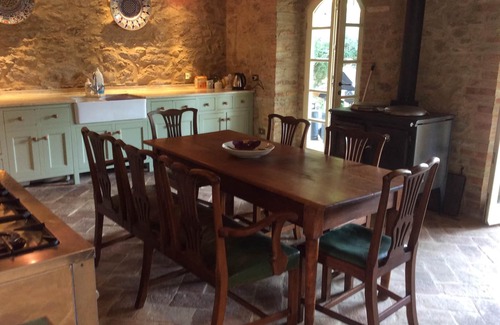 Monte Santa Maria Tiberina Autre | Country house, heated pool, 4 en-suite bedrooms, stunning views sleeps 8 wi-fi