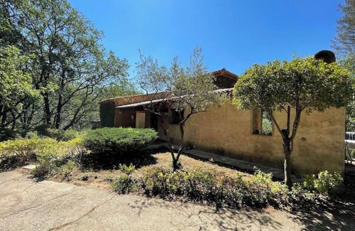 Castelli Maison | Maison de campagne dans un site naturel boisé au sein d'un parc de 3 hectares
