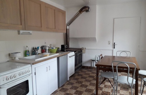 Lucay-le-Male Cottage | Maison de campagne dans bourg avec tous commerce