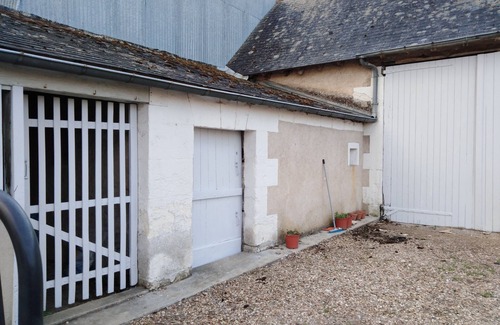 Lucay-le-Male Cottage | Maison de campagne dans bourg avec tous commerce