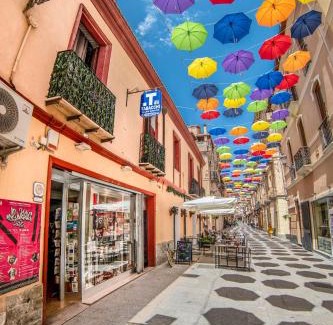 Iglesias Historic Centre Maison | Country house
