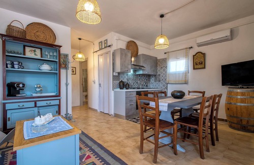 Sorso Chalet De Ski | Maison de campagne "La Valle degli Ulivi" avec vue sur les montagnes, Wi-Fi et climatisation