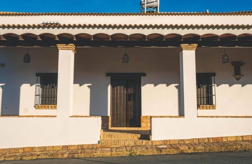 Beas Maison | Maison de campagne "Las Alberquillas" avec terrasse privée, Wi-Fi et climatisation