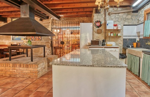 Juneda Maison | Country House 'Lo Molí De Juneda' with Mountain View, Private Pool and Wi-Fi