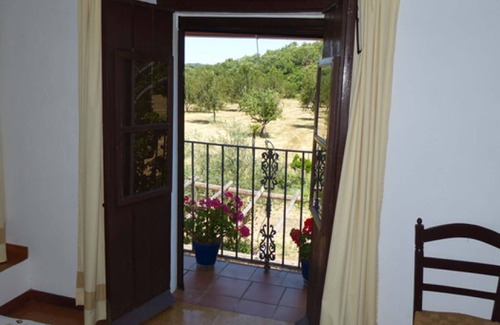 Fuenteheridos Maison | Maison de campagne 'Los Cascos' avec vue sur les montagnes, piscine partagée et climatisation