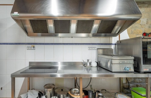 Centelles Maison | Country House 'Mas Vinyoles' with Mountain View, Private Pool and Wi-Fi