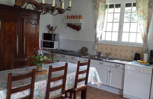 Plaudren Maison | Maison de campagne à proximité de Vannes, site fleuri, arboré et très CALME