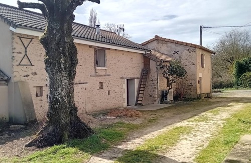 La Bussiere Maison | Country house on magnificent private estate - Pets welcome