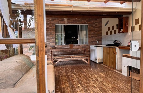 Praia do Rosa Maison | Country House on the Beach. Small pets allowed.