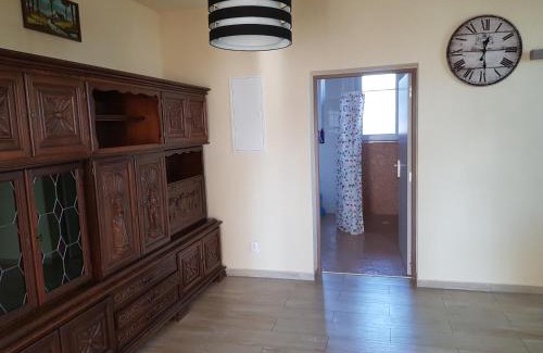 Pommeuse Hôtel | Country House Reem