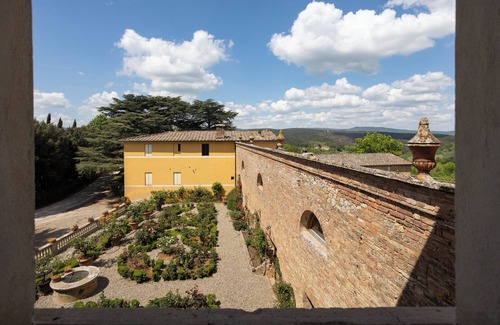 Siena Maison | Country house with a view of the roof garden