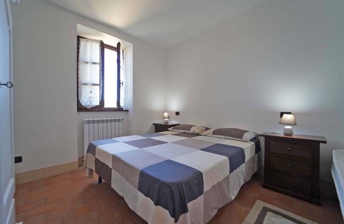Bagnone Villa | COUNTRY HOUSE WITH BEAUTIFUL PANORAMIC VIEWS