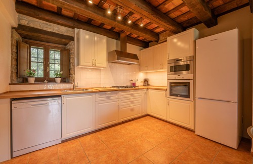 Camos Cottage | Maison de campagne avec piscine privée et barbecue. 5 minutes de Banyoles