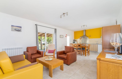 Cantanhede Appartement | Country house with swimming pool and orange grove, ideal for peaceful holidays.