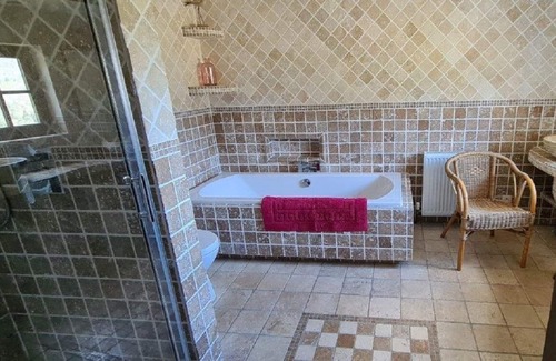 Vieillevie Maison | Maison de campagne avec piscine dans la vallée du Lot