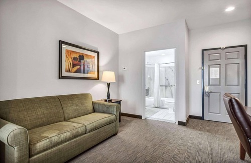 Central Oklahoma City Hôtel | Country Inn & Suites by Radisson, Oklahoma City at Northwest Expressway, OK