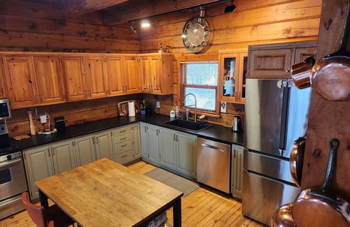 Erin Autre | Country Log Home - a quiet get-a-way not far from the city.
