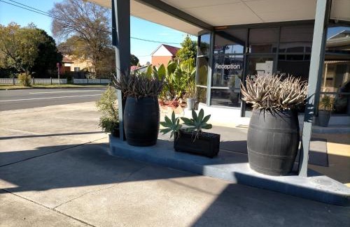 Singleton Hôtel | Country Motor Inn