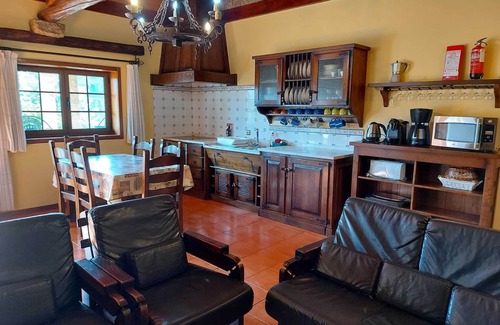 Moreira do Castelo Cottage | Villa, calme, belle vue avec piscine et court de tennis.