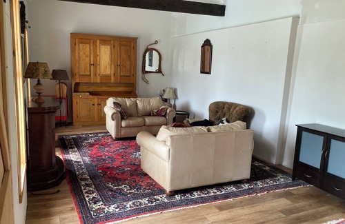 Antes Fort Autre | Country Retreat Ideal for Work and Family Getaways
