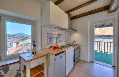 Brovello-Carpugnino Maison | Country Side Of Lake Maggiore, Brovello Carpugnino, Italy