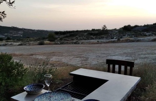 Yanoah - Jatt Villa | Country-Style House by the Nature, Western Galilee