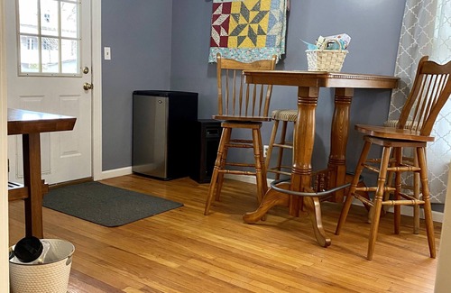 Bonnots Mill Maison | Country Townhouse near Osage River: Go boating, UTV gravel roading, fishing!