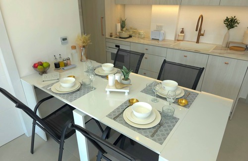 Azor Appartement | Countryside Calm, Just 5 Minutes from Tel Aviv